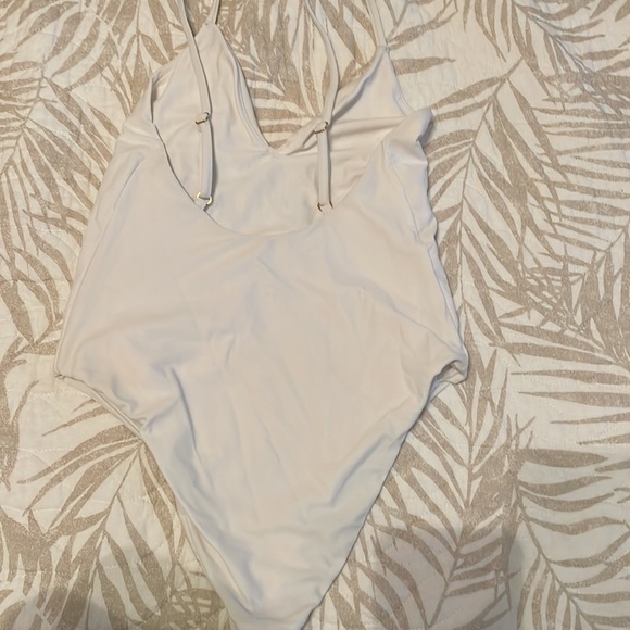 Show Me Your Mumu White One-Piece “Wife of the Party” size small - Picture 4 of 10